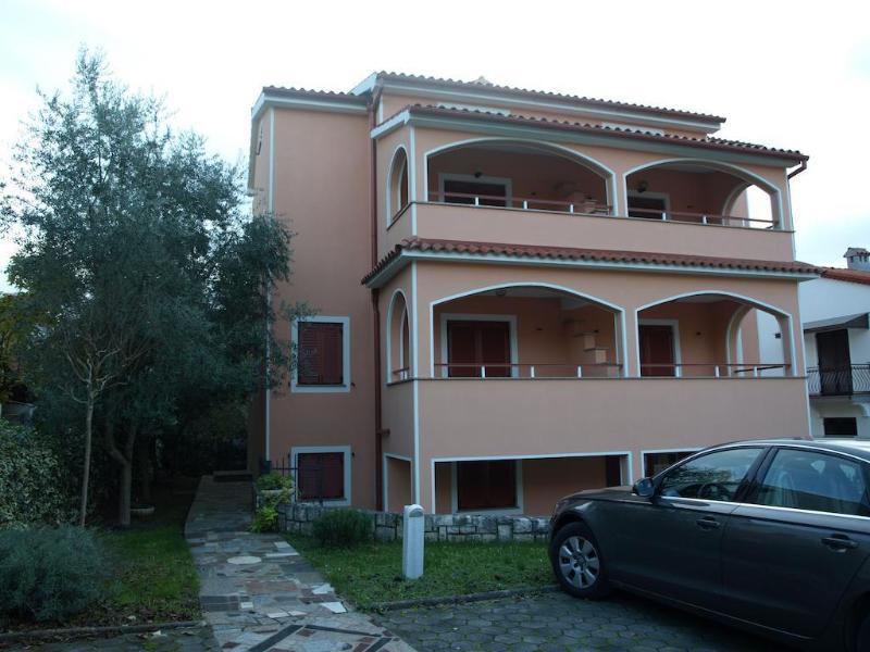 Zdjelar Aparthotel Porec Exterior photo