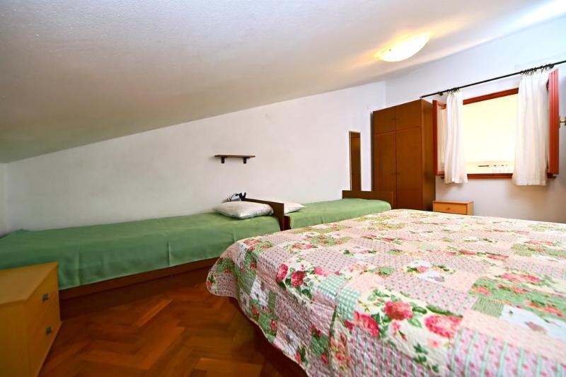 Zdjelar Aparthotel Porec Exterior photo